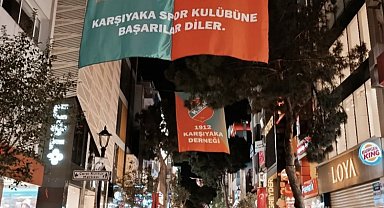 Karşıyaka bayraklarla donatıldı