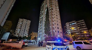 Kız arkadaşını öldürüp, 12'inci kattan atlayarak intihar etti