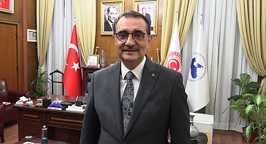 Komisyon Başkanı Dönmez: Yapay zeka ile toplamda iş gücü kaybı beklemiyoruz