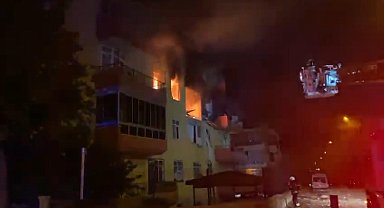 Konya'da bir binanın 3'üncü katında patlama ve ardından yangın: 4 yaralı