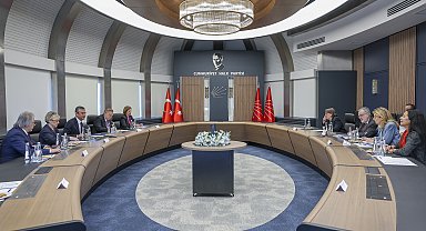 Özgür Özel, Avrupa Konseyi Yerel ve Bölgesel Yönetimler Kongresi Başkanı Cools'u kabul etti