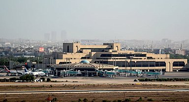 Pakistan'da Karaçi, Lahor ve Sialkot havalimanlarında uçuşlar durduruldu