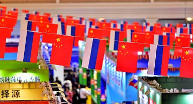 Rus ve Çinli yetkililer ABD'nin tarife politikasını görüştü