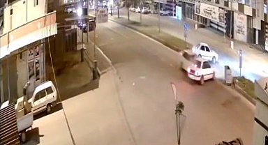 Şanlıurfa'da otomobiller çarpıştı: 1 ölü, 2 yaralı