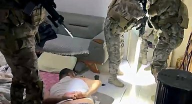 Suç örgütlerine silah satışı hazırlığındaki çete çökertildi