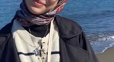 Traktörün altında kalan Aysima, aracı kullanmak istemiş