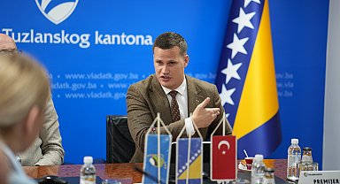 Türkiye'den gelen medya temsilcileri Tuzla Kantonu Başbakanı İrfan Halilagiç ile görüşme gerçekleştirdi