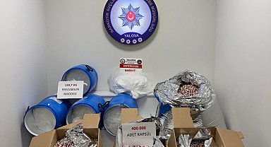 Yalova'da 140 kilo pregabalin maddesi ile doluma hazır 400 bin sentetik ecza kapsülü ele geçirildi; 3 tutuklama