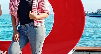 Yardıma çağırdığı komşu kadını boğazından bıçaklayıp, ziynet eşyalarını aldı