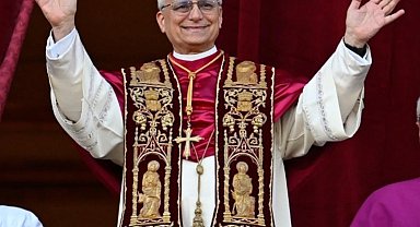 Yeni papa ABD'li Kardinal Robert Prevost oldu