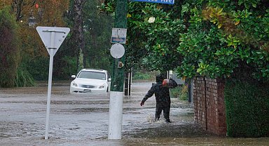 Yeni Zelanda'da şiddetli rüzgarlar nedeniyle olağanüstü hal ilan edildi