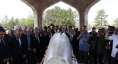 Yunus Emre, vefatının 704'üncü yıl dönümünde Eskişehir'de anıldı