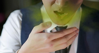 Ağız kokusu sadece diş sorunlarından ortaya çıkmaz: Vücuttaki başka bir hastalığın belirtisi olabilir! Ağız kokusu neden oluşur?