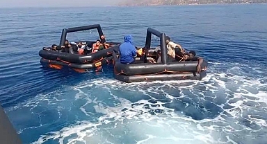 Ayvacık’ta 19 kaçak göçmen kurtarıldı