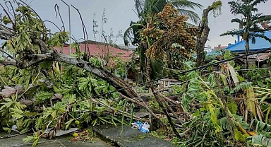 Vietnam’da tayfun alarmı! 250 bin kişi tahliye edilecek