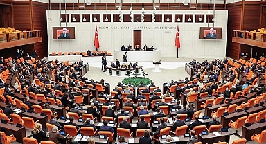 Türkiye'deki 188 partinin üye sayıları belli oldu! Cumhurbaşkanı Erdoğan'dan AK Parti'ye tebrik paylaşımı